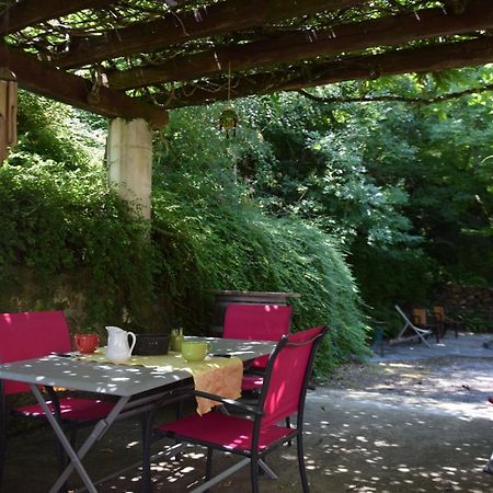 Chambres D'Hotes L'Oree Des Bois Lacrouzette Exterior foto